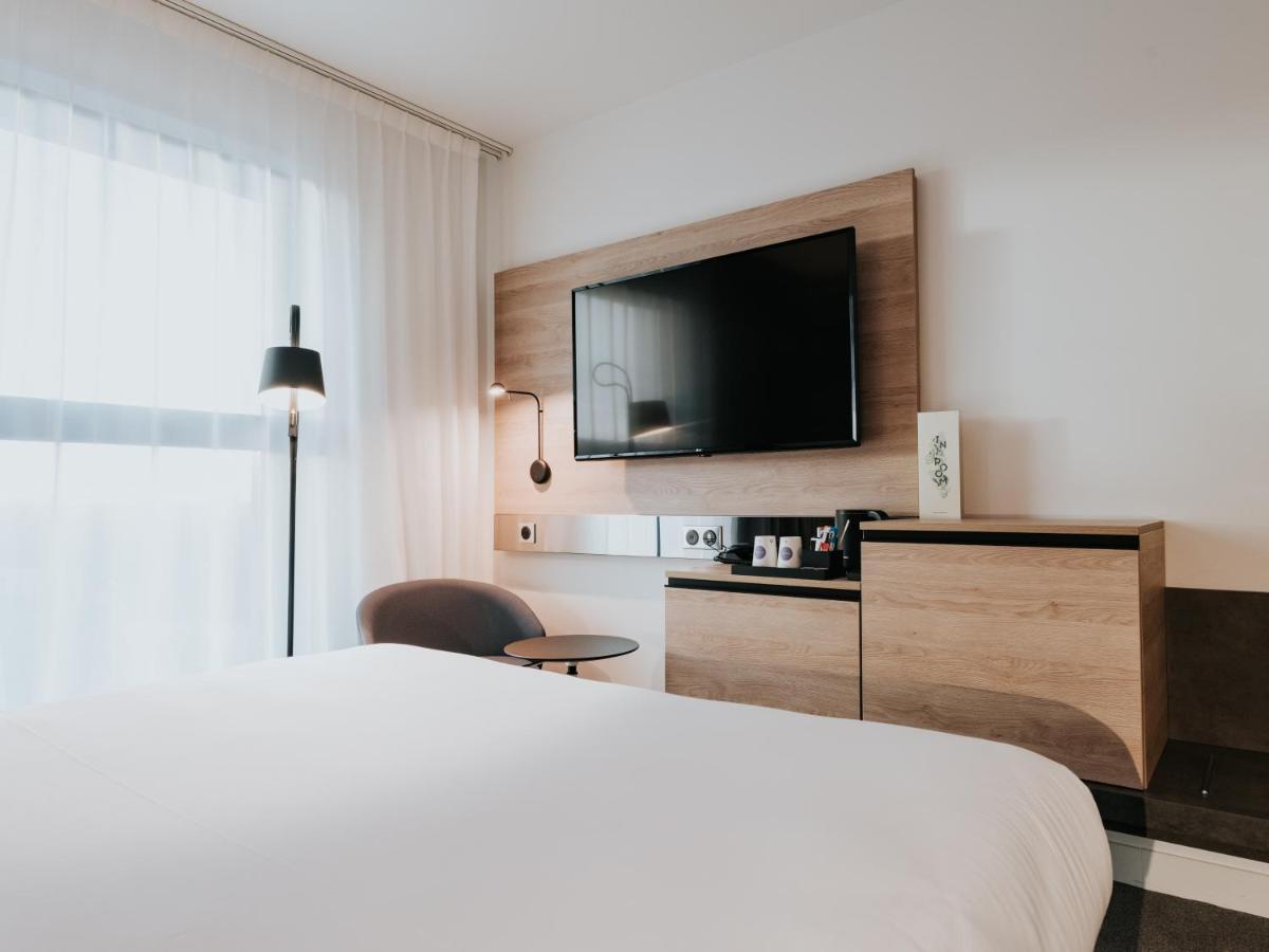 Novotel Angers Centre Gare Exterior foto